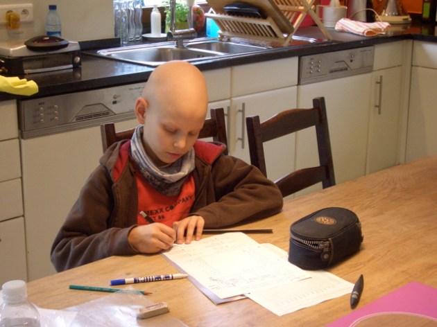 Pierre fait ses devoirs